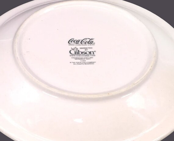 ヴィンテージのギブソンデザインズ、コカ・コーラ タウンスクエアの