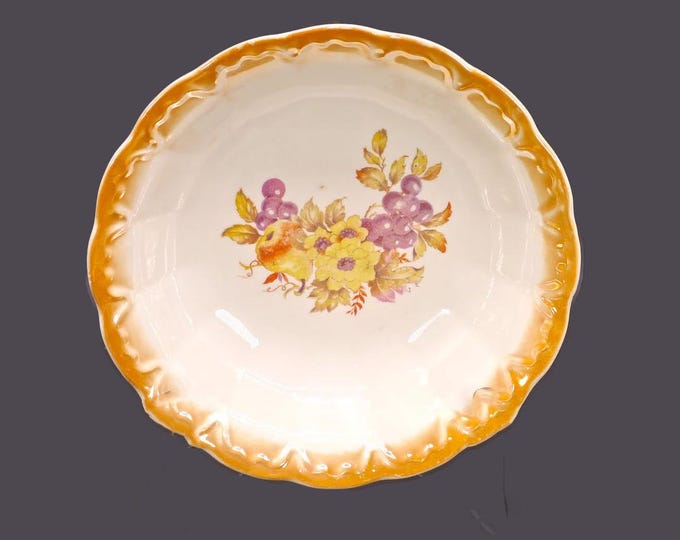 Homer Laughlin Hudson Grape HLC564 round serving bowl made in USA. Flaw (see below).
