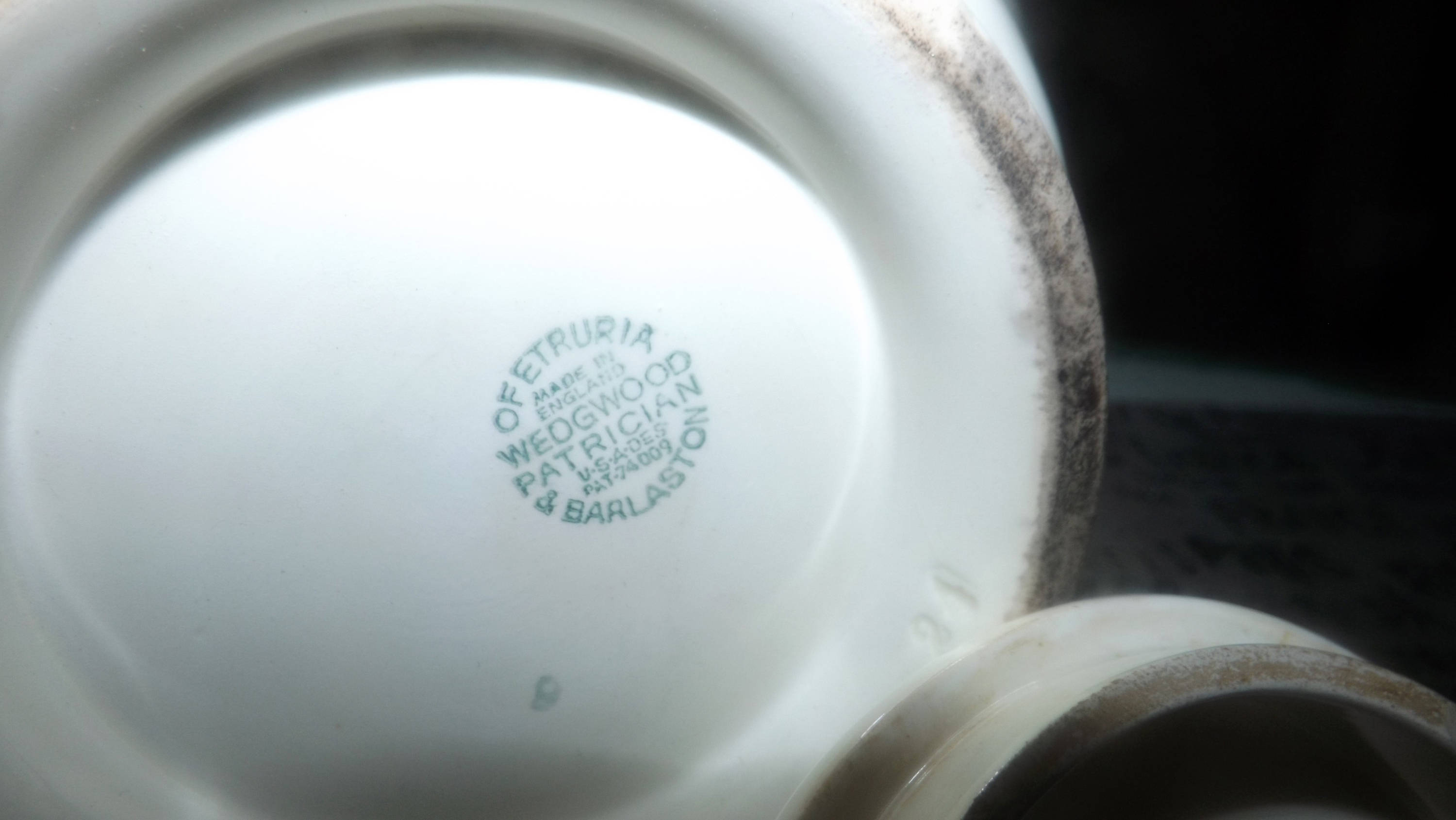 Wedgwood Patrician teapot. Queensware line. made in England. Flaw (see