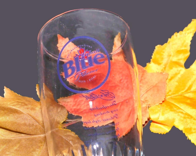 Labatt Blue John Labatt Signature pint glass. Etched-glass branding, ribbed base.