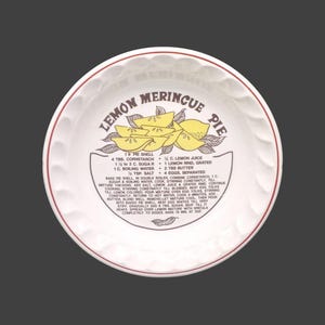 Lemon Meringue Pie recipe pie plate | pie baker made in Korea, Lemon Meringue Pie recipe in center.
