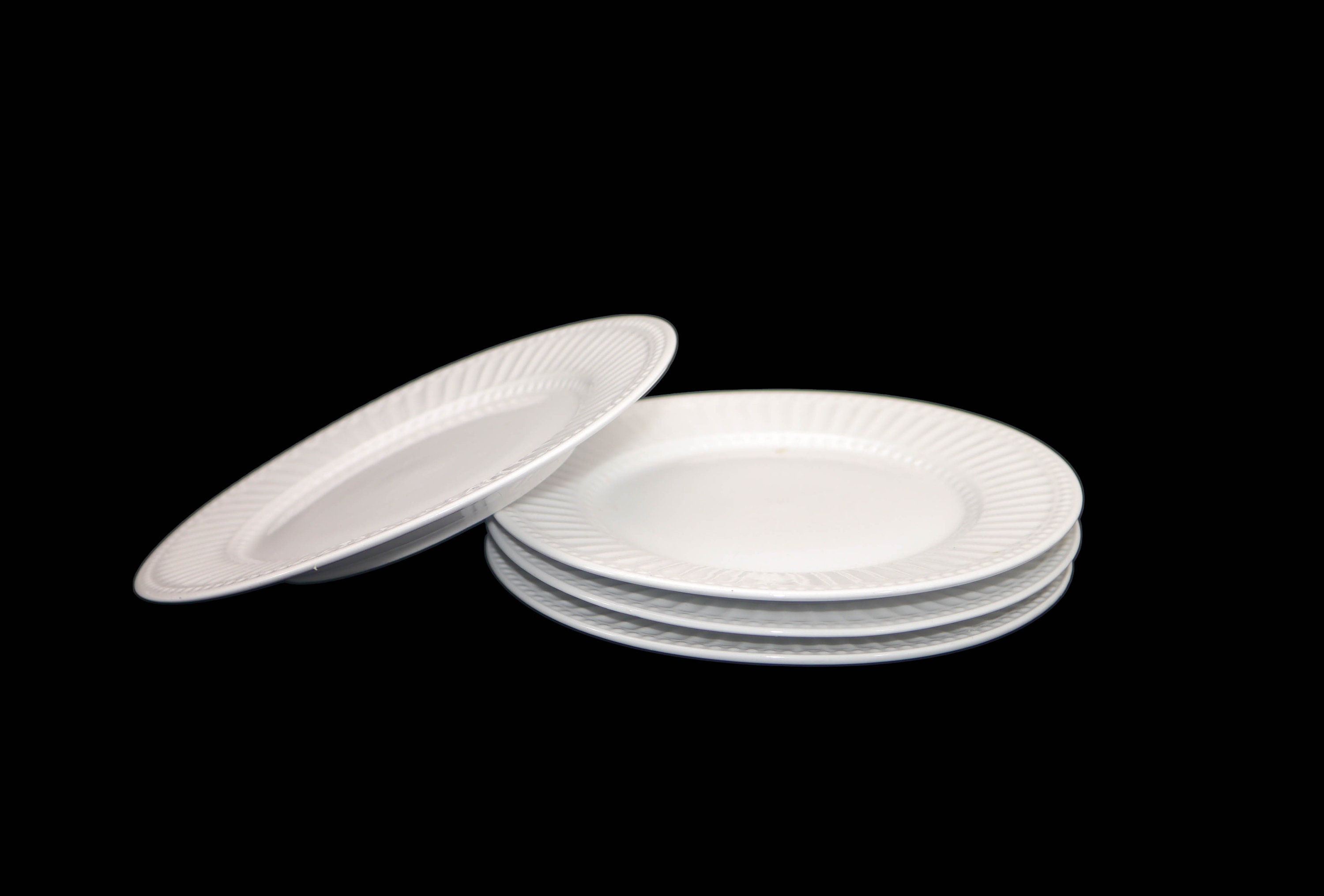 Four Philippe Richard for Tabletops Avenue Brentwood salad plates.