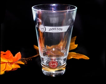 Jameson Irish Whisky cocktail glass. Etched-glass branding, weighted base, tulip shape.