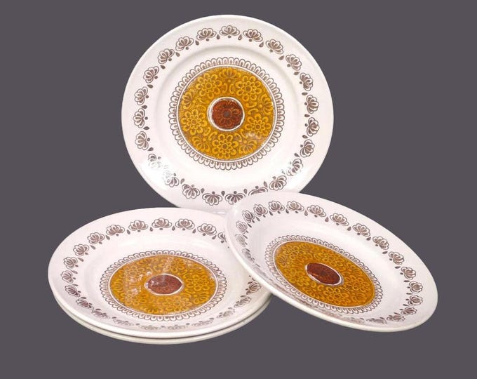 Four Broadhurst Autumn Glen bread plates made in England. Kathie Winkle design. Flaws (see below).