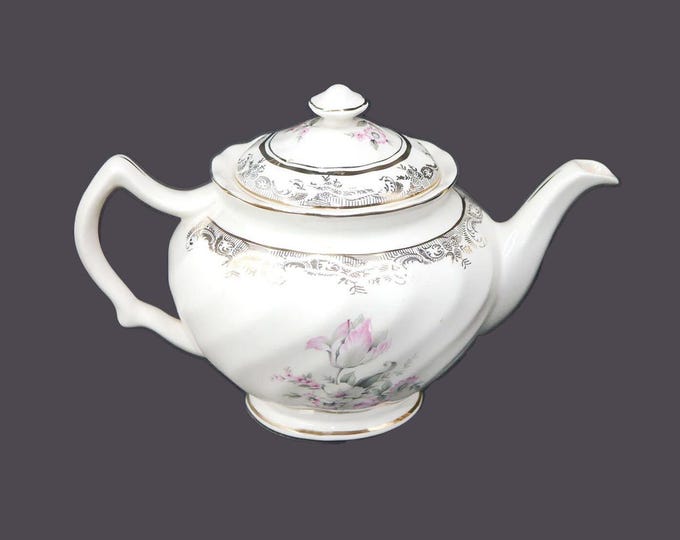 Sovereign Potters Windsor four-cup teapot.