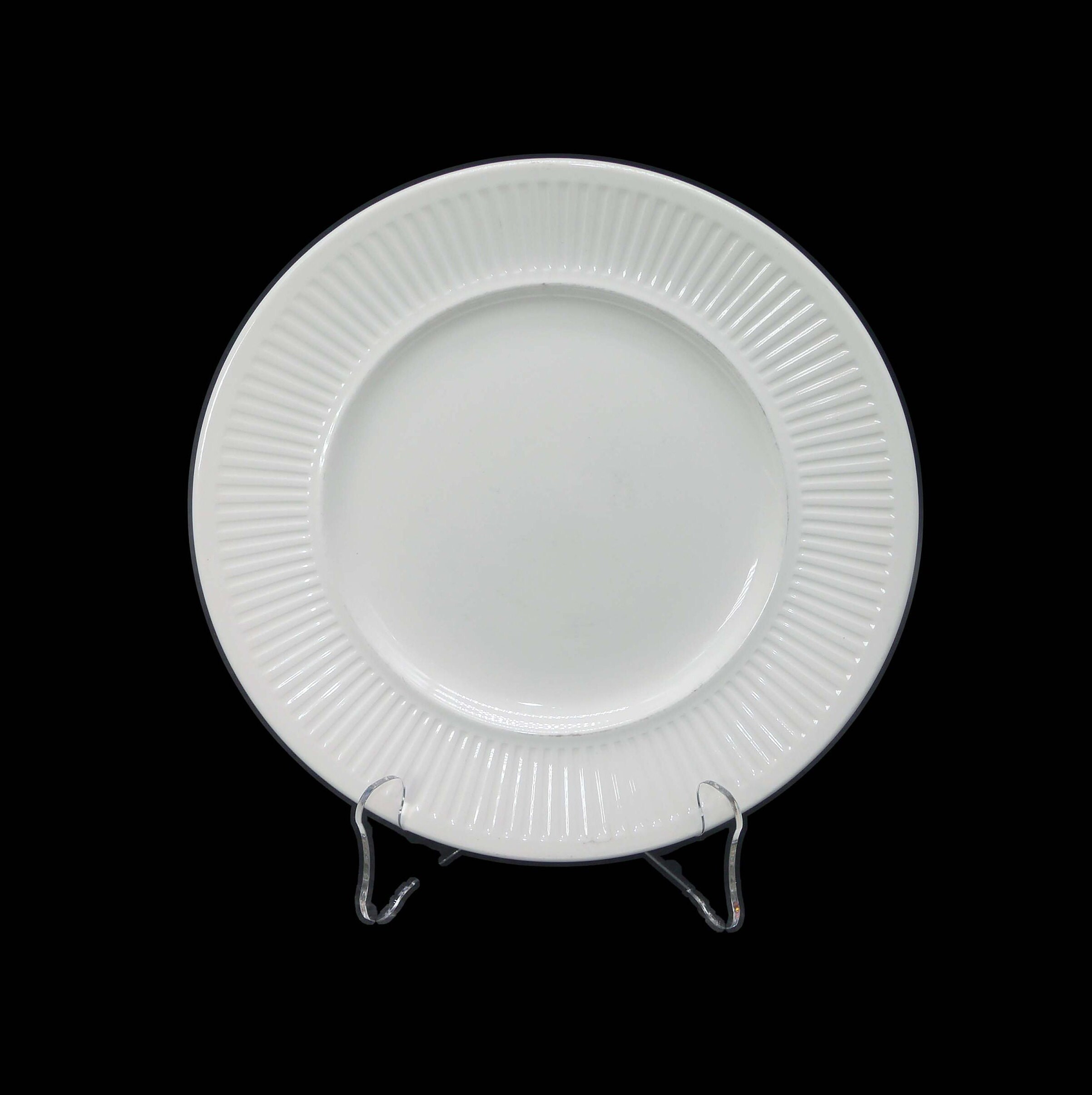 Johnson Brothers Athena large dinner plate. Chef's favorite allwhite