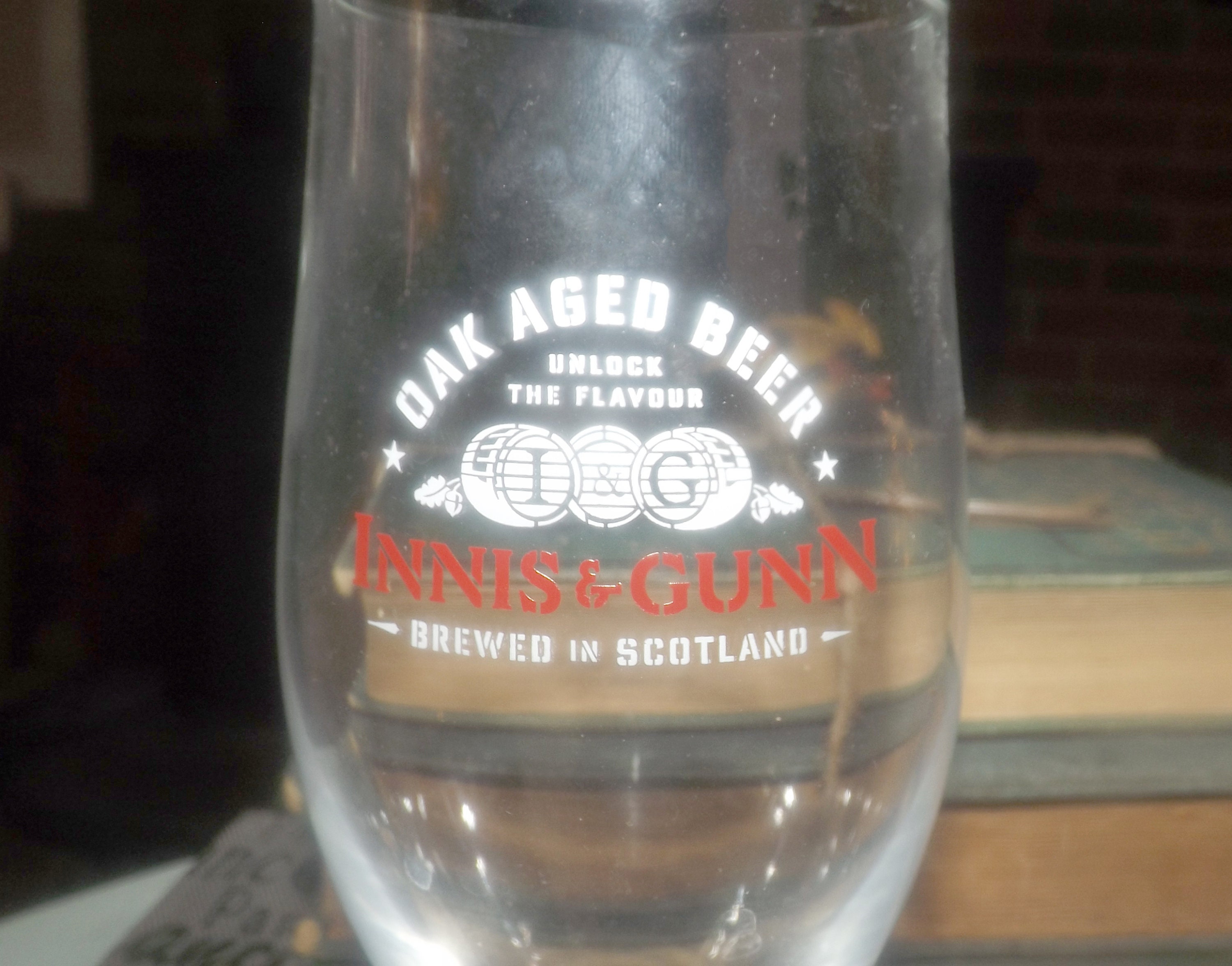 Innis & Gunn Scotland oakaged beer halfpint stemmed beer glass