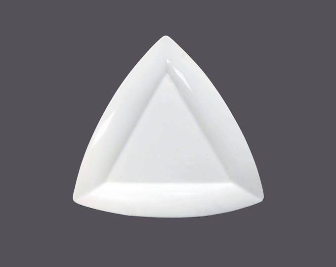 Hutschenreuther Impression triangular meat platter. All-white hotelware | restaurantware made in Germany. Flaw (see below).