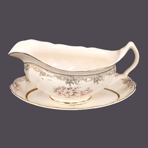 Sovereign Potters Windsor Sauciere mit Untere-Platte.