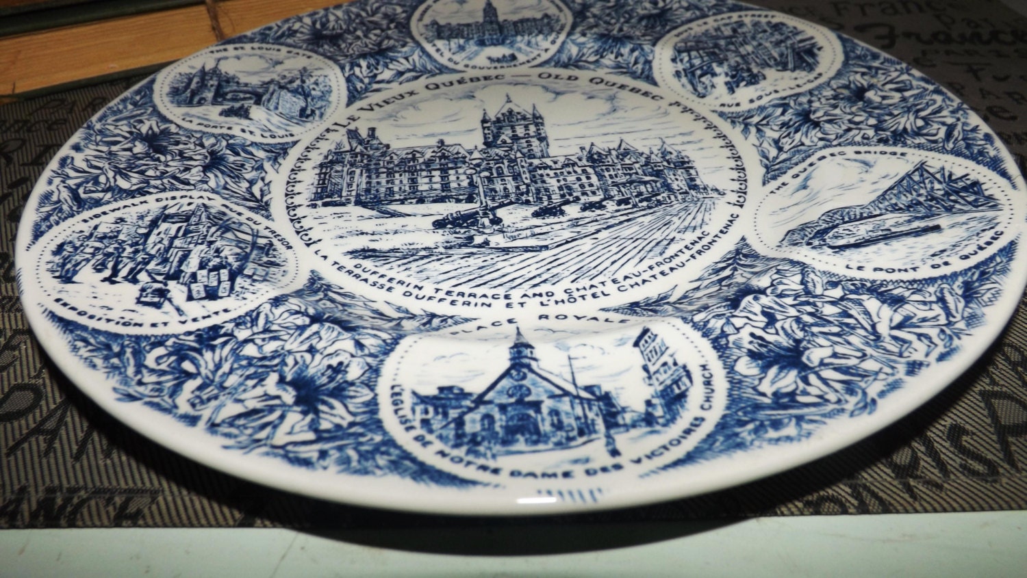 Vintage (1970s) Wood & Sons Canadiana collection Vieux Québec Old