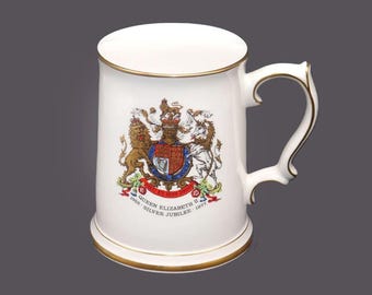 Royal Grafton Queen Elizabeth II 1977 Silver Jubilee stein | tankard made in England.