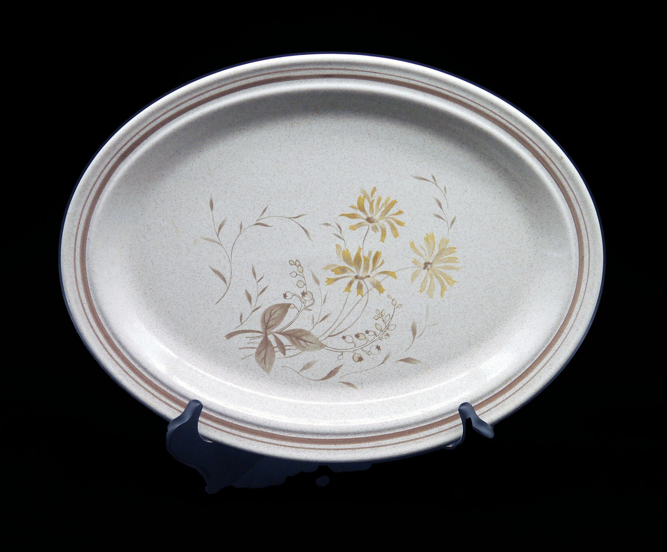 Royal Doulton Sandsprite oval stoneware platter. Lambethware stoneware