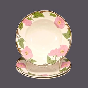 Vintage Franciscan Desert Rose rimmed soup bowls. Set of 3 bowls.