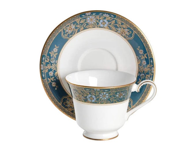 Royal Doulton Carlyle H5018 bone china cup and saucer made in England.