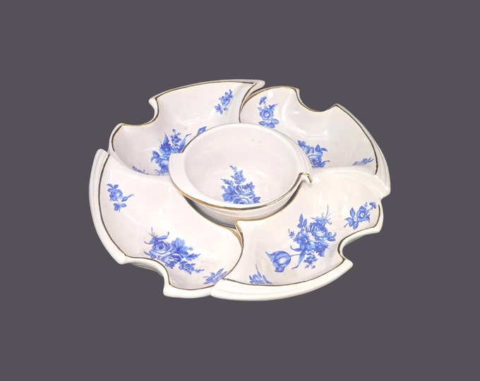 California Originals 831 | 852 blue-&-white lazy Susan chip n dip nacho set made in USA. Blue roses, gold accents. Flaws (see below).