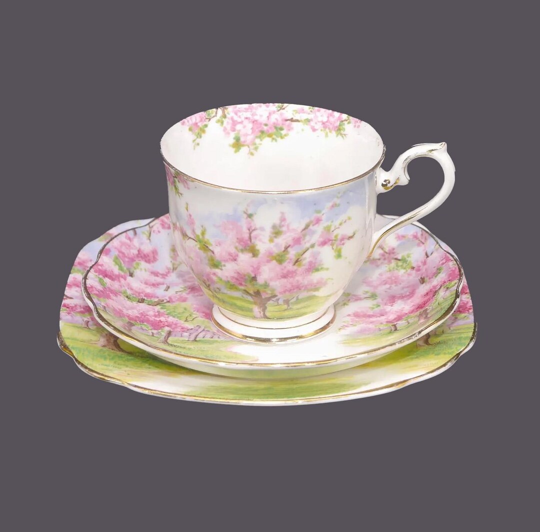 食器  ALBER Blossom Time Blossom Time Mug by Royal Albert | Replacements, Ltd.