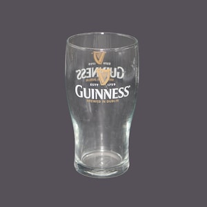 Guinness Harp logo beer glass. Etched-glass branding. Made in France by Glocloc | Arcopal. gift for him. Gift for dad.