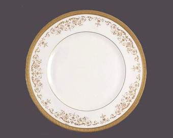 Royal Doulton Belmont H4991 large, bone china dinner plate made in England. Sold individually.