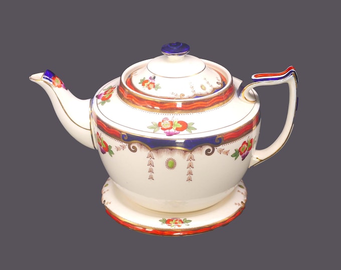 Art-deco era Ford & Sons | Crownford 1215 four-cup teapot and trivet made in England.