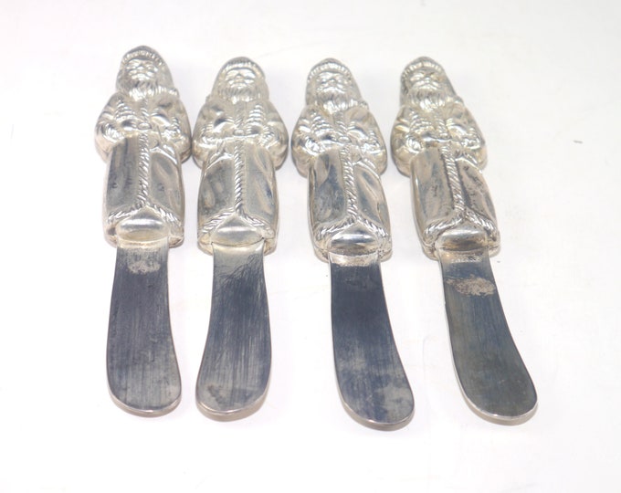 Four Godinger silver-plated Christmas Santa Claus butter knives | spreaders.