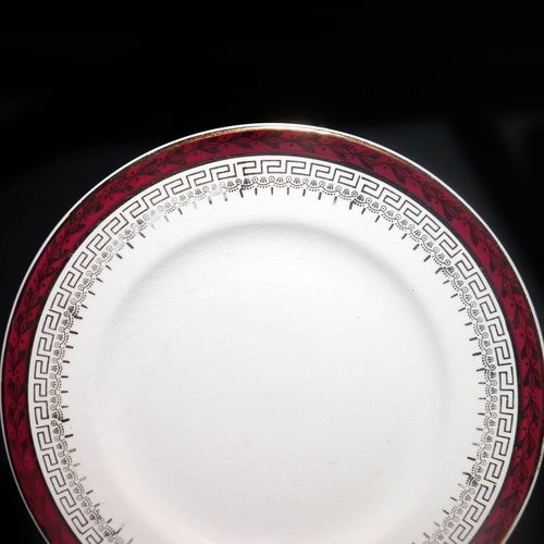 Seven North Staffordshire Pottery NOS1 | shops Royalty bread plates made in England.