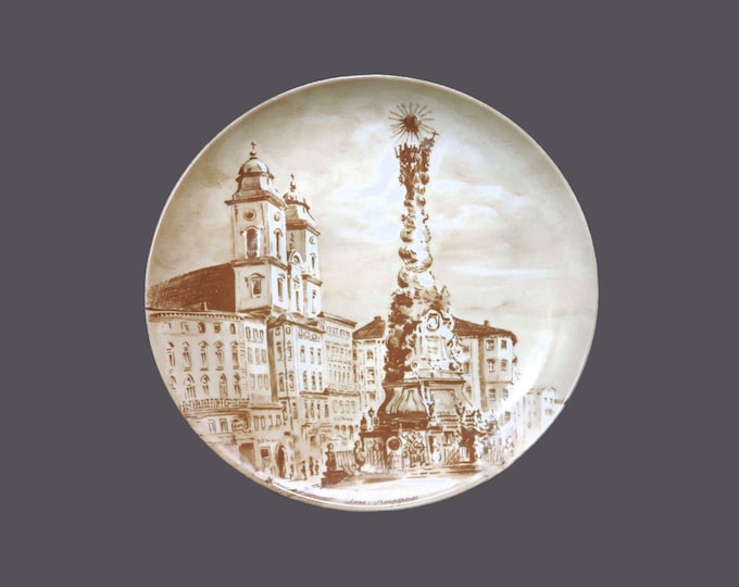 Kaiser souvenir plate Alter Dom Catholic Cathedral at Ignatiuskirche Linz Hautplatz.