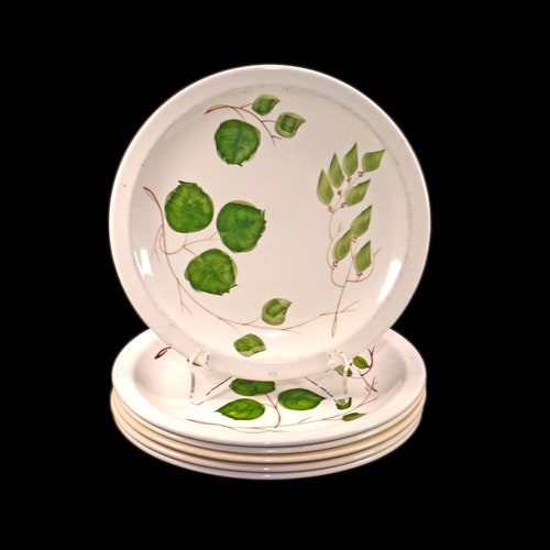 Six Simpsons Potters Vogue salad plates. Diana Legh design made in shops England. Flaws (see below).