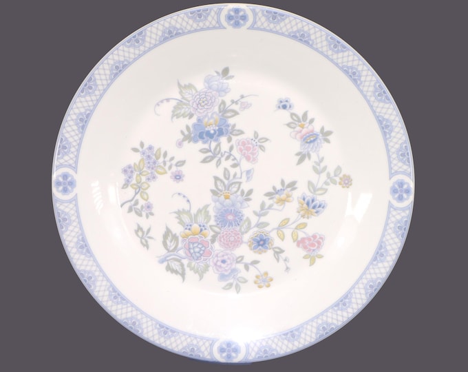 Vintage Royal Doulton Coniston H5030 dinner plate made in England.