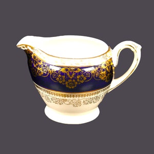 Couronne ducale Charlotte Rhead 6107 | Pot à crème Woodstock bleu fabriqué en Angleterre.
