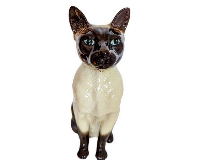 Beswick 2139 large Siamese cat figurine | statue made in England. Cat lover gift.