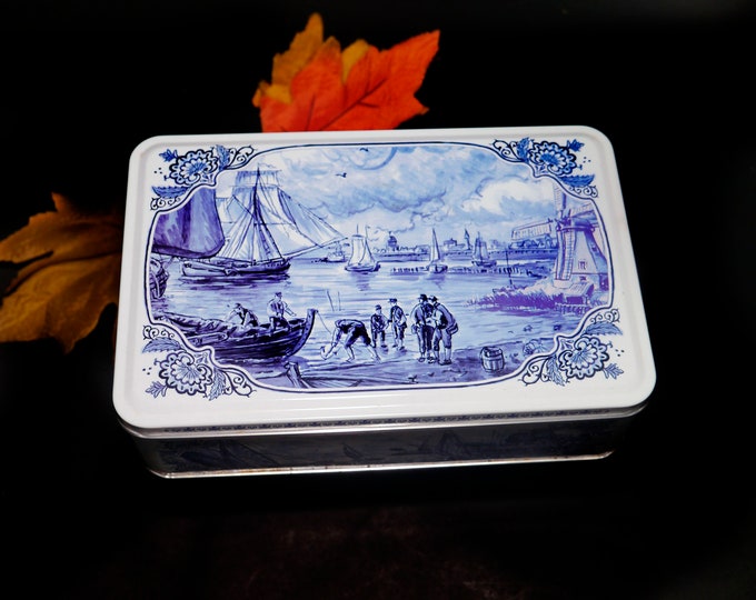 Vintage (1990s) Hellema Spiced Cookies blue-and-white Delft-inspired tin with Sailing theme. Great kitchen decor, storage.  Made in Holland