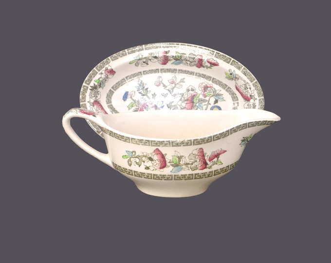 Johnson Brothers Indian Tree gravy boat with under-plate. Classic Chinoiserie made in England.  Greek Key.
