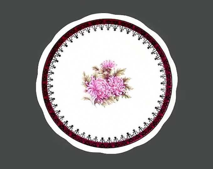 Alfred Meakin Balmoral dinner plate made in England.