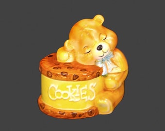 Willitts Designs California musical cookie jar. Teddy bear sleeping on cookie. Made in USA.
