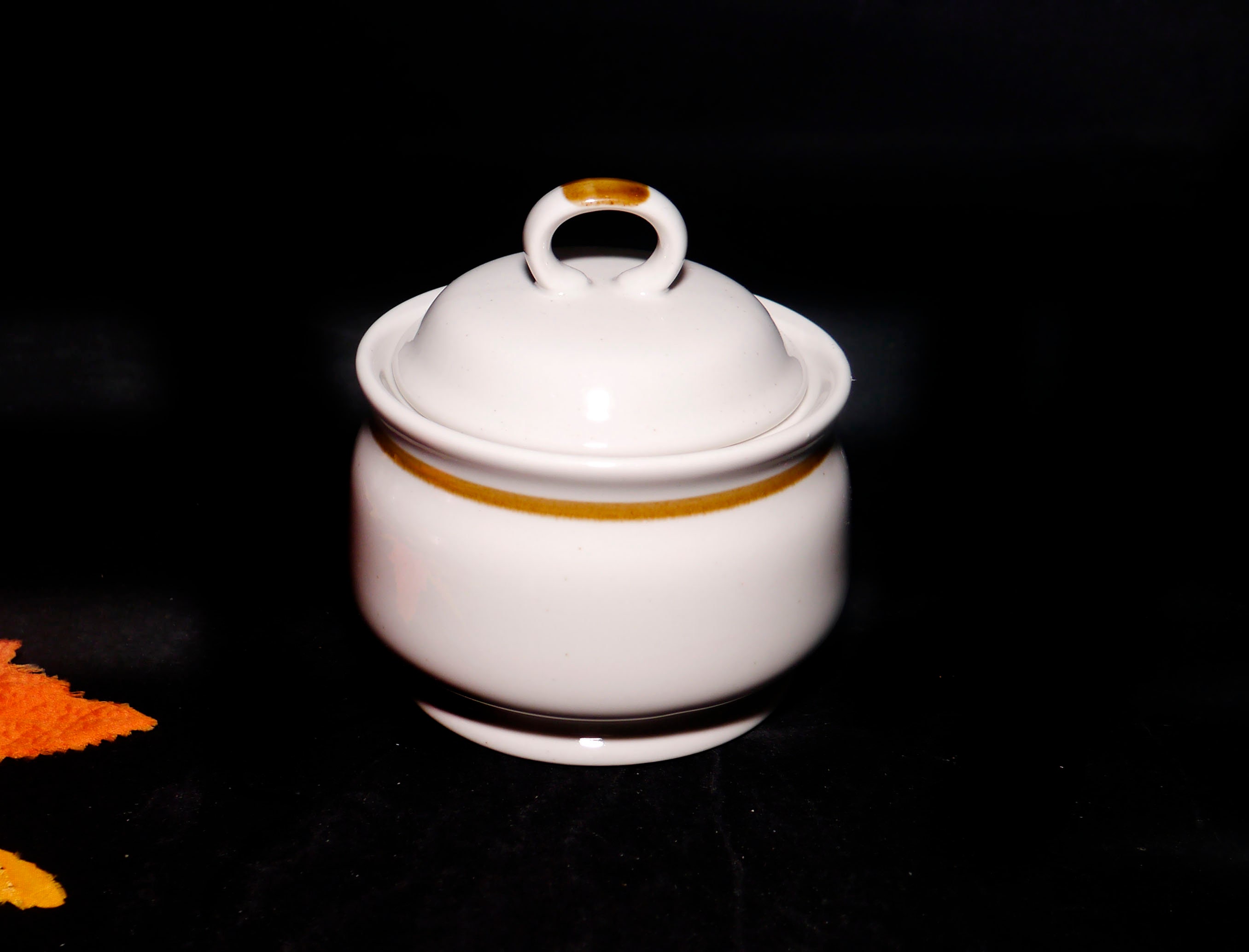 Genuine Stoneware Japan covered sugar bowl made by Mountain Wood