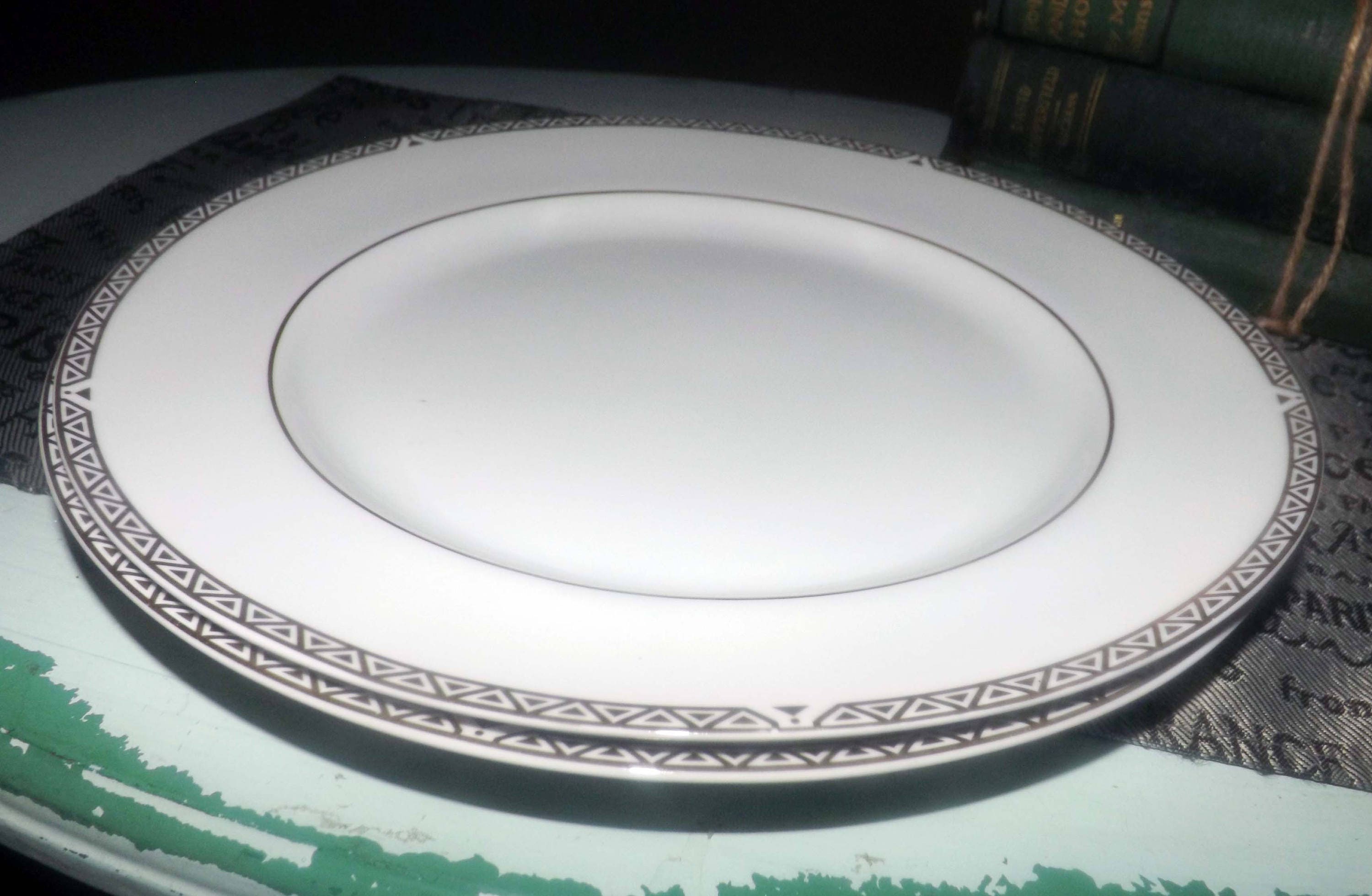 Royal Doulton Platinum large dinner plate. Artdeco platinum dots and