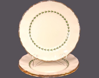 Vintage Grindley Brighton luncheon plates, England. Green chevrons. Set of 3.