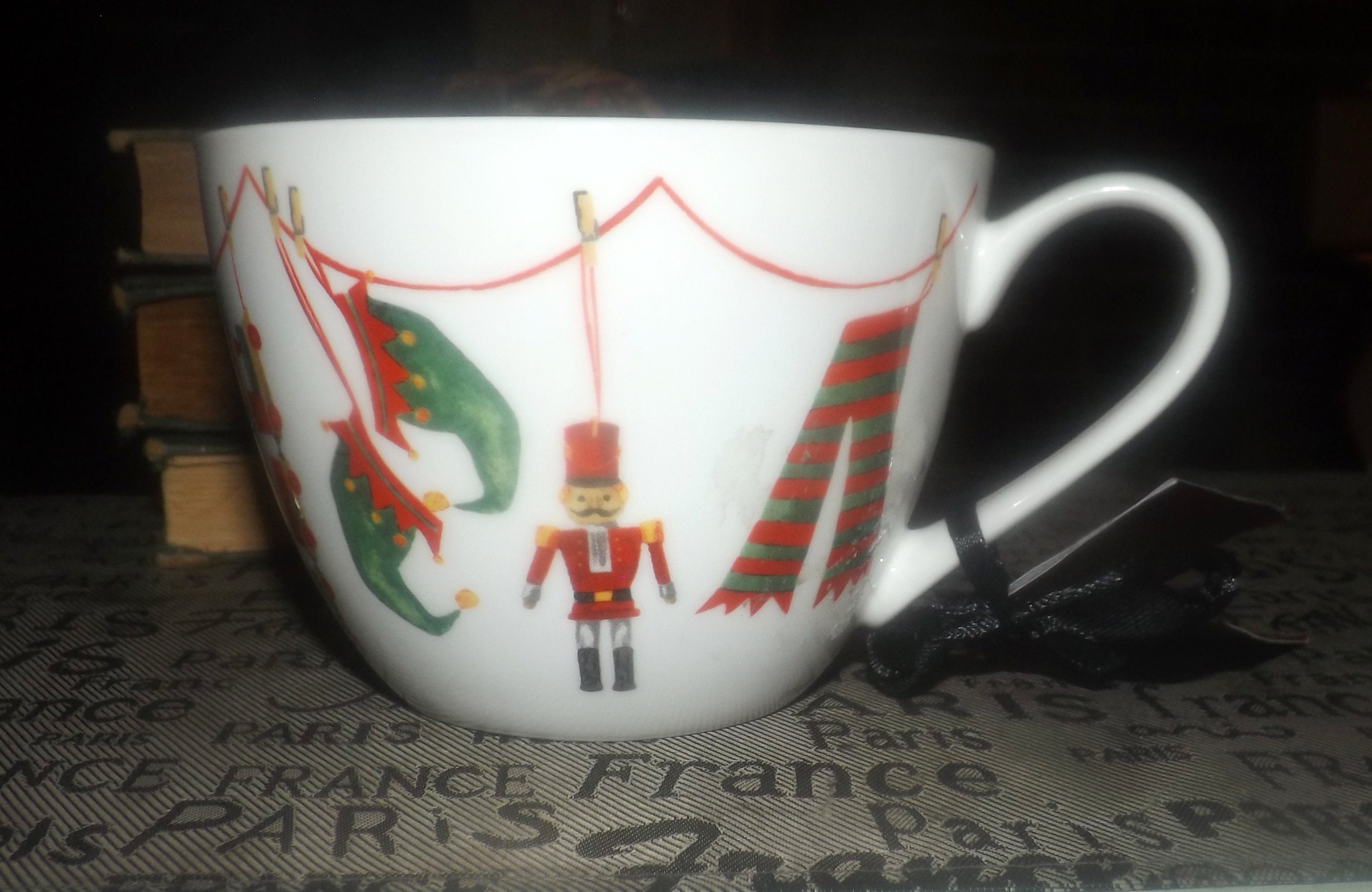 Vintage (1998) Bah Humbug oversized Christmas coffee, tea or hot