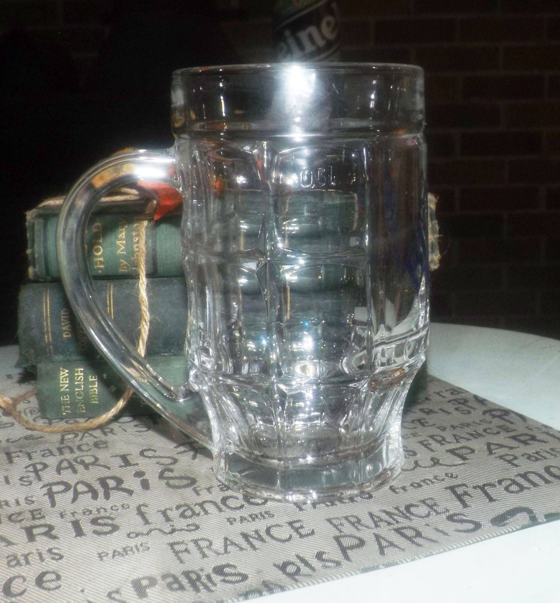 Vintage (1980s) Labatt Blue Pilsner Canadian beer 0.5L glass beer stein