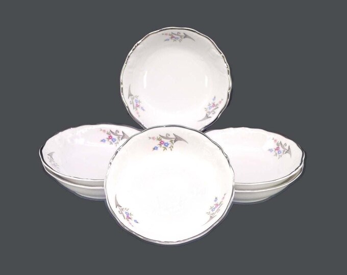 Vintage Walbzrych Flair dessert bowls made in Poland. 6 bowls.