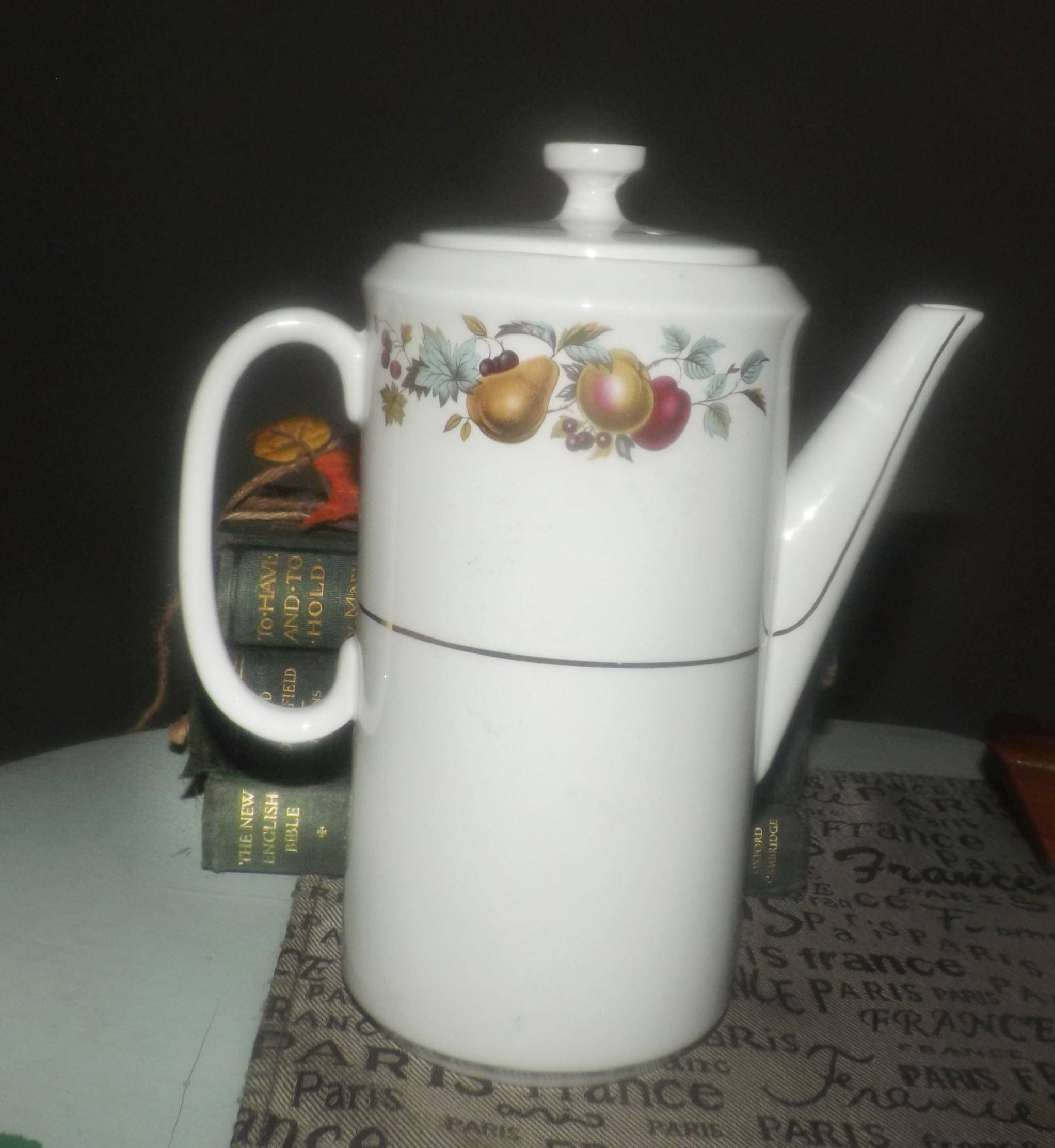Midcentury Barker Brothers Russet Glow tall coffee pot with lid. Fruit