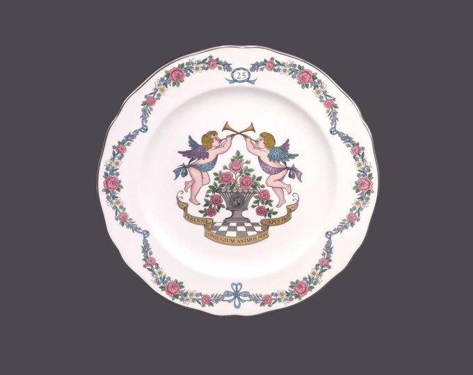 Spode 25th Wedding Anniversary collector plate. Cherubs with horns, Perenne Coniugium Animos Non Corpus Facit made in England.