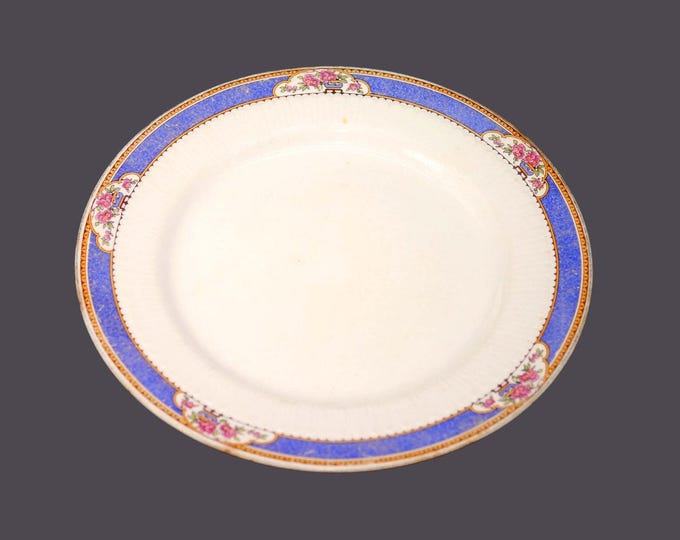 Antique Edwardian Age Wedgwood Astor luncheon plate. Imperial Ivory made in England. Flaws (see below).