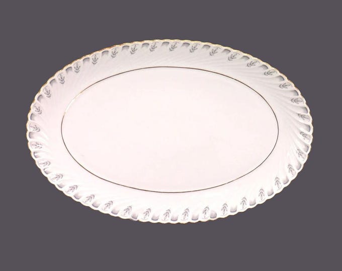 Royal Tettau | Royal Bayreuth ROB201 large, oval turkey platter made in Bavaria.
