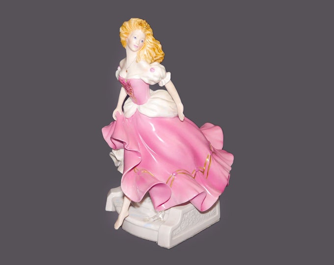 Franklin Mint Cinderella porcelain figurine designed by Gerda Neubacher in 1988.