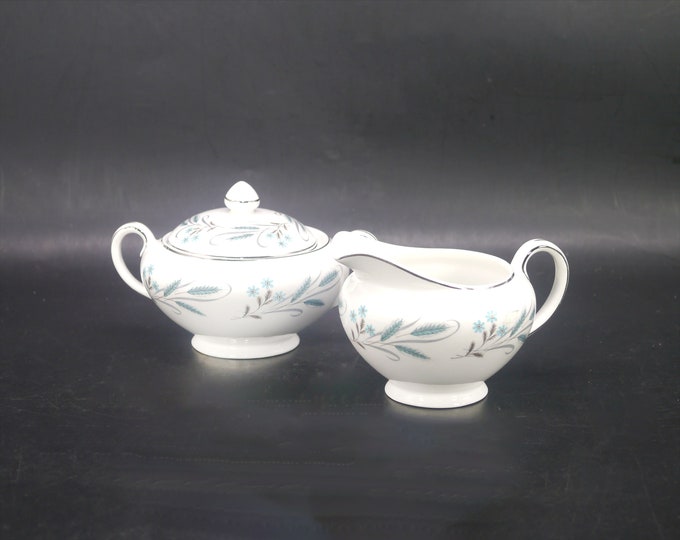 Johnson Brothers Autumn Song creamer and covered sugar bowl set. Snowhite Regency Ironstone made in England.