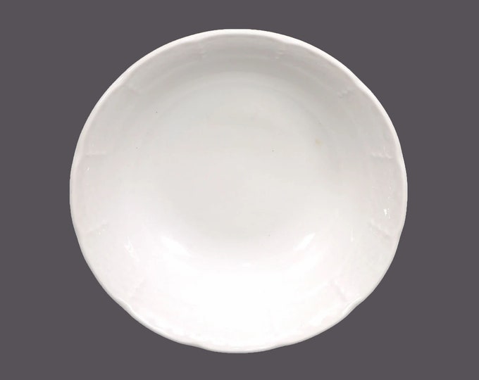 Thun THU93 Chef's favorite all-white fruit nappie, dessert bowl. Sold individually.