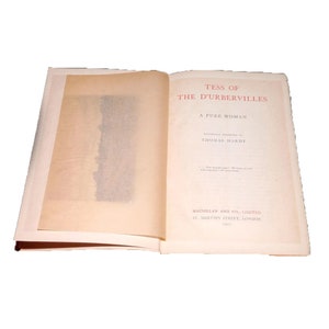 Antiquarian (1917) hardcover book Tess of the D&#39;Urbervilles: A Pure Woman Thomas Hardy. MacMillan London England. Volume I Wessex Novels.