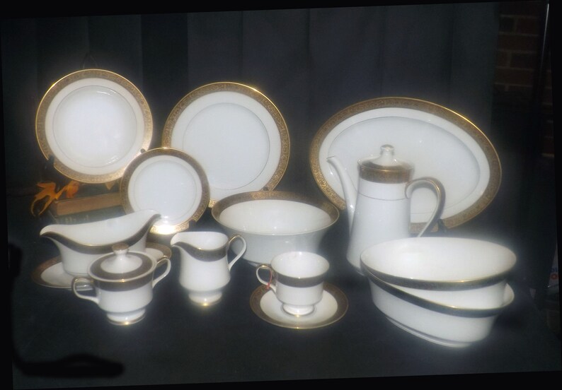 Vintage Sango Hampton 3758 Tableware. Black and Gold Band and Etsy Canada