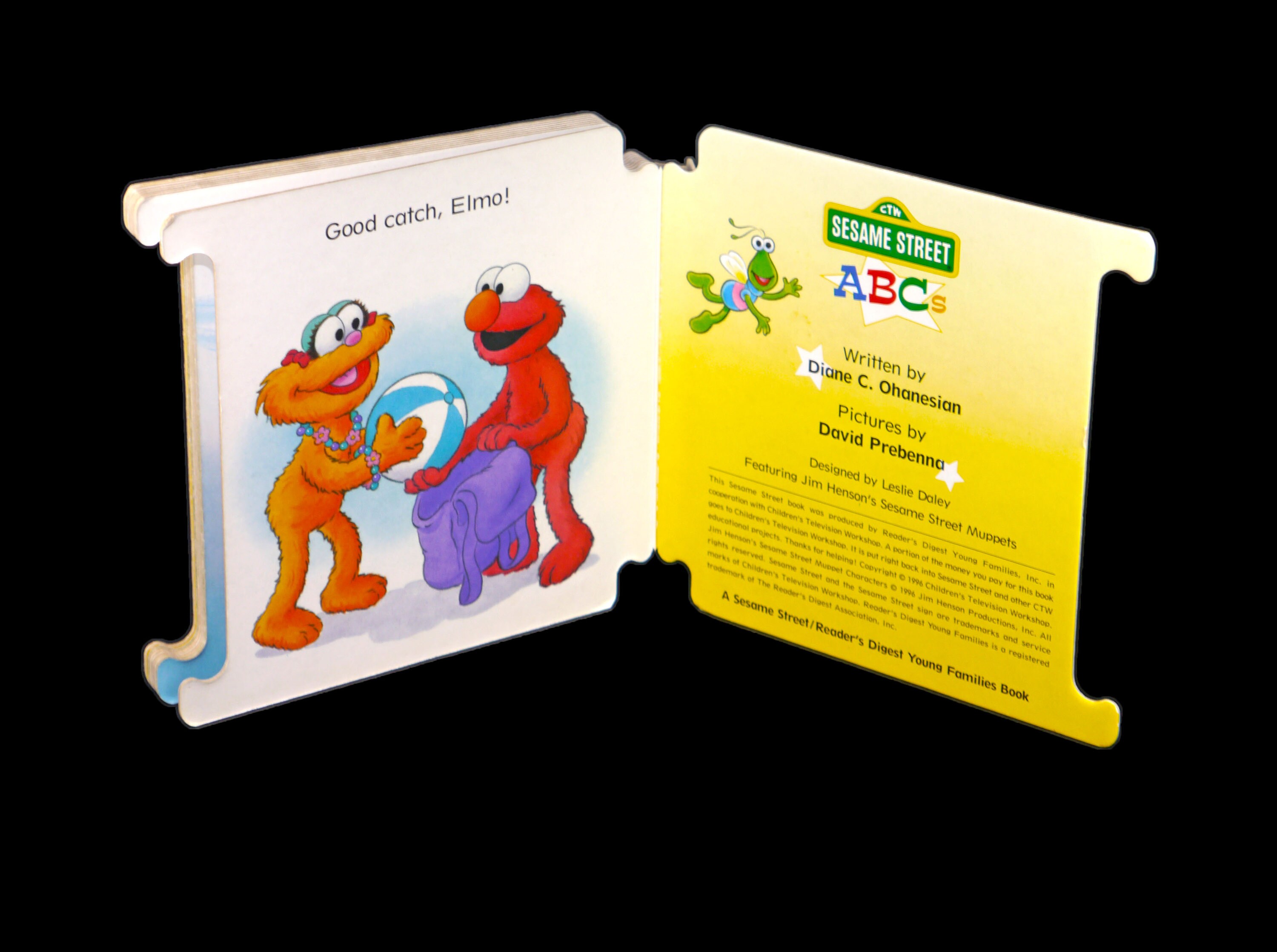 Sesame Street Letter B Zoe and the Runaway Ball interlocking book